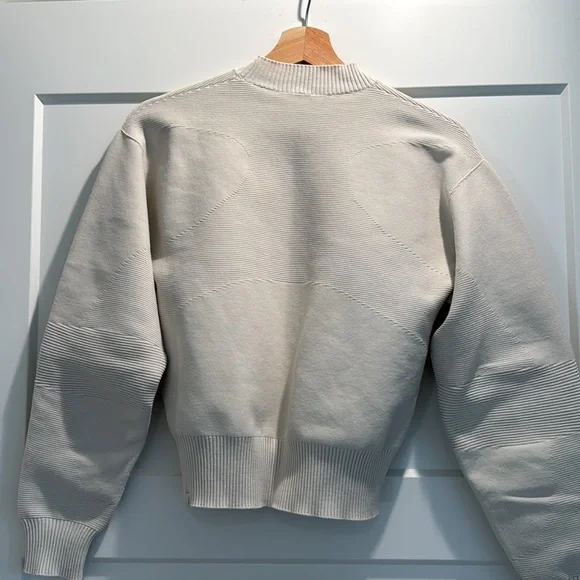 Lululemon Multi-Texture Crewneck Sweater in XS - Picture 9 of 10